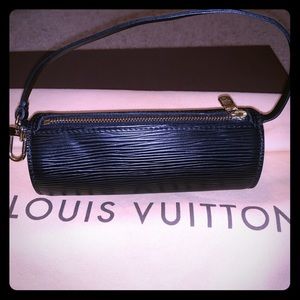 Auth LV Papillon Pouch Epi Noir Leather